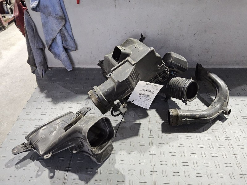 2012-2017 Toyota Camry Air Cleaner Intake Box Assembly VIN K 5th Digit 3.5L