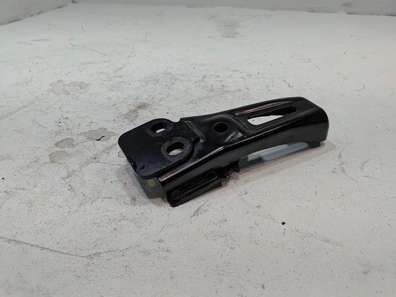 2017-2022 HONDA CR-V RIGHT PASSENGER SIDE ENGINE MOUNT BRACKET OEM