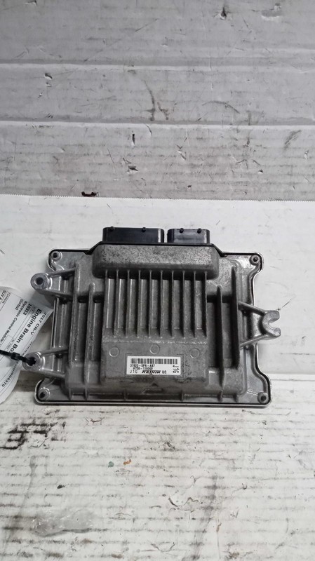 2017 Honda CR-V Engine Control Module ECM 1.5L Black OEM 84000 Miles