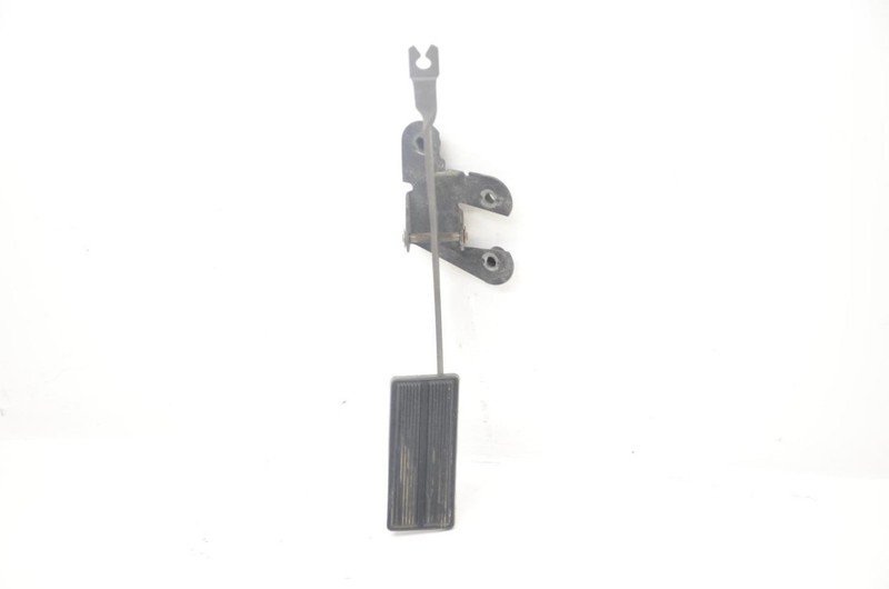 00-05 EXCURSION Gas Pedal Accelerator Pedal F81A9726