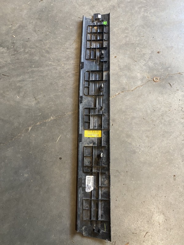 2012 Town And Country Right Middle Scuff Plate OEM