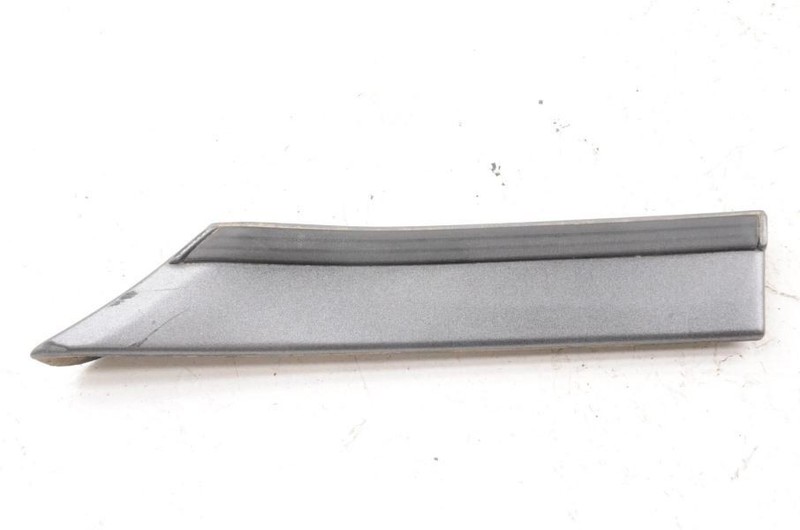 1987-1992 TOYOTA SUPRA MK3 7MGE LEFT REAR QUARTER MOLDING 75652-14170