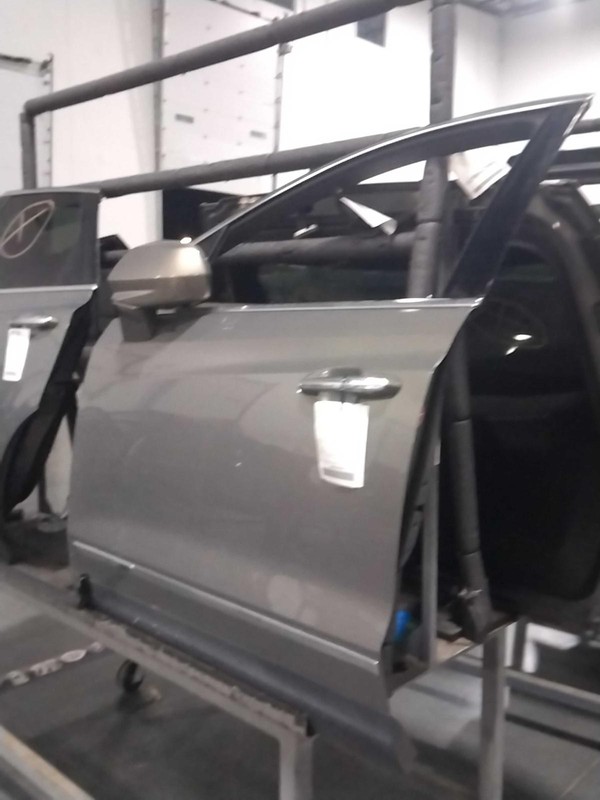 2017 Cadillac XT5 Left Front Door Brown 649275 68K Miles Used OEM Part