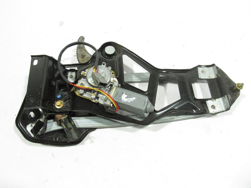 99-04 Ford Mustang GT 1999 Rear Right Quarter Window Regulator W/ Motor |