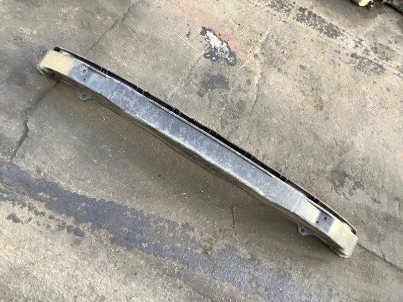 90-93 Honda Accord FRONT Bar Bumper Fiberglass 71130-SM4-A00 OEM