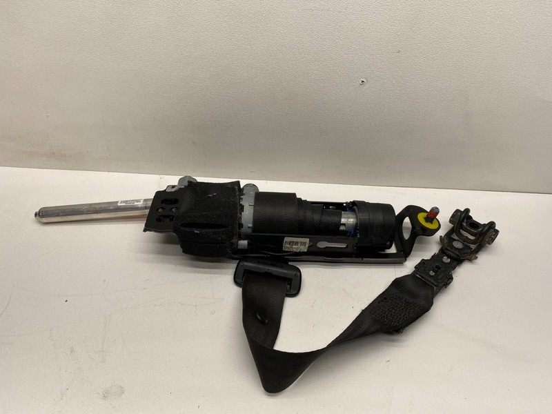 2008-2011 VOLVO V50 LEFT FRONT SEAT BELT RETRACTOR ASSEMBLY BLACK OEM