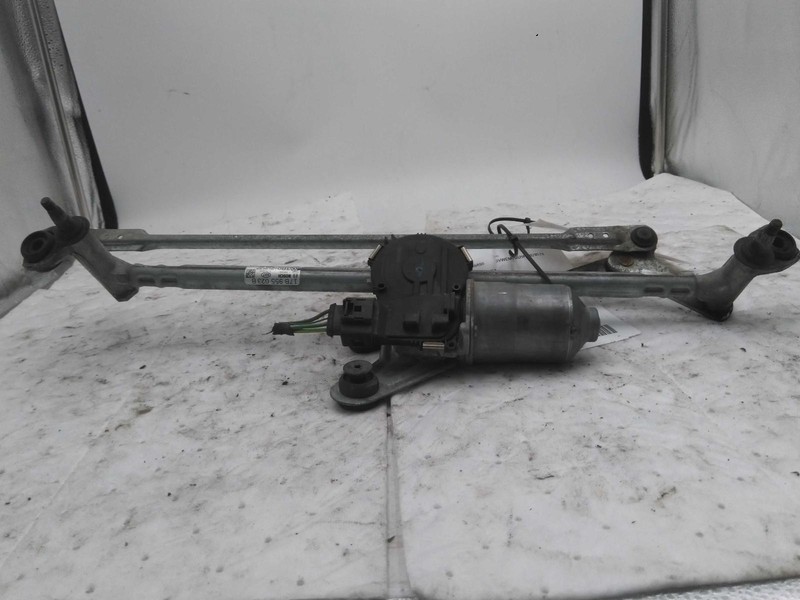 2023 Volkswagen Jetta Wiper Motor OEM 17B955023 59k Miles - Fast Shipping