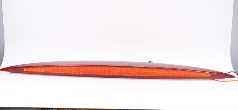 CADILLAC ESCALADE EXT Trunk Lid High Mount Stop Lamp 3rd Brake OEM 2002 - 2013