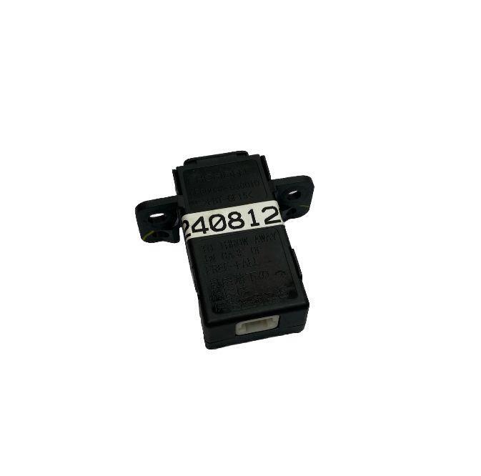 Nissan Sentra charging adapter 20 21 22 port power outlet usb OEM CBC0033030010