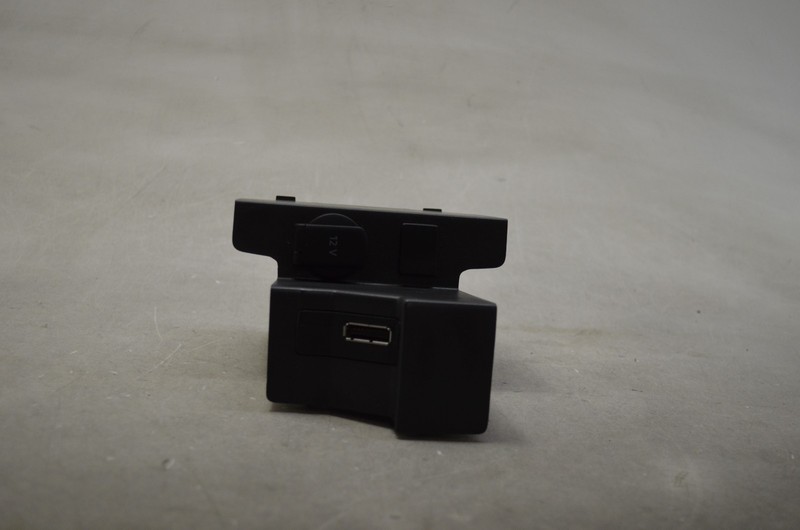 12-15 VOLKSWAGEN PASSAT MDI BLUETOOTH MEDIA INTERFACE CONTROL MODULE OEM