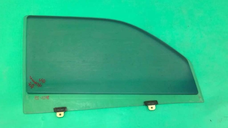 96 97 98 99 00 01 02 4RUNNER PASSENGER RIGHT FRONT WINDOW DOOR GLASS OEM 3421-25