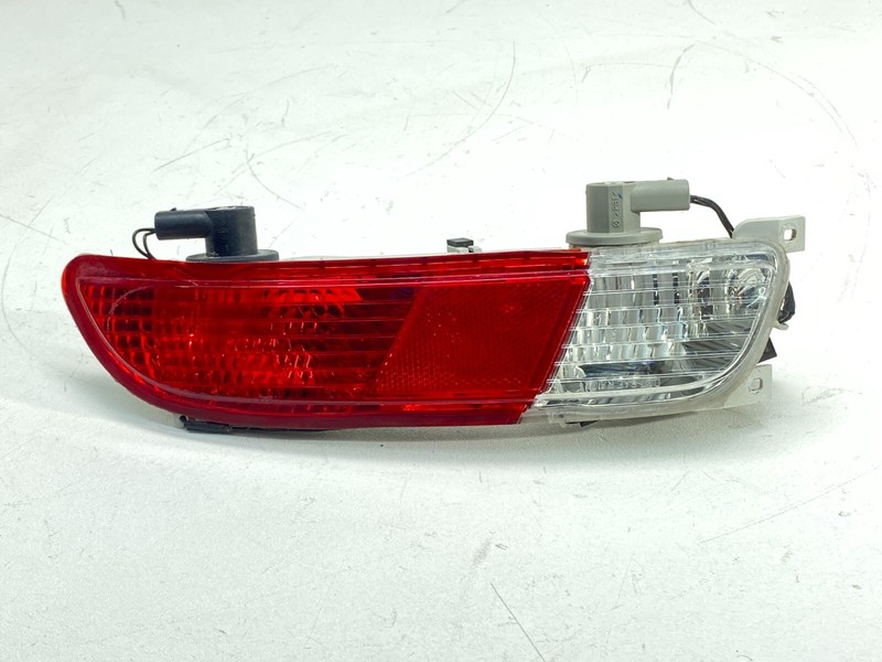 04-10 BMW E63 E64 645 650 M6 Rear Bumper Right Passenger Reverse Taillight OEM✅