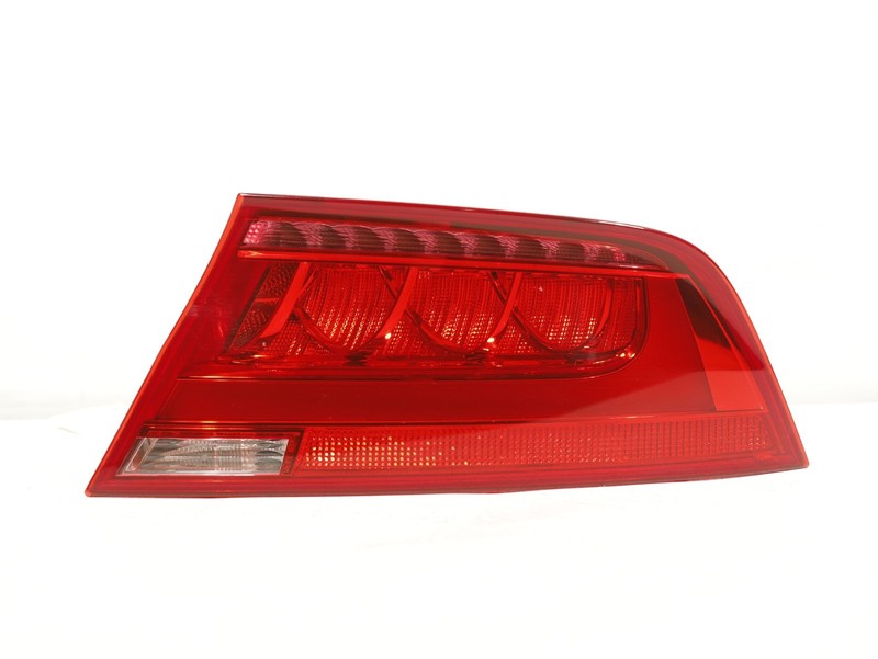 2012-2018 Audi A7 Quattro RIGHT Outer Rear Tail Light Brake Lamp 4G8945096A OEM