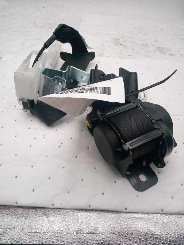 2023 Nissan Leaf OEM White Seat Belt Assembly, 48000 Miles, Driver Side