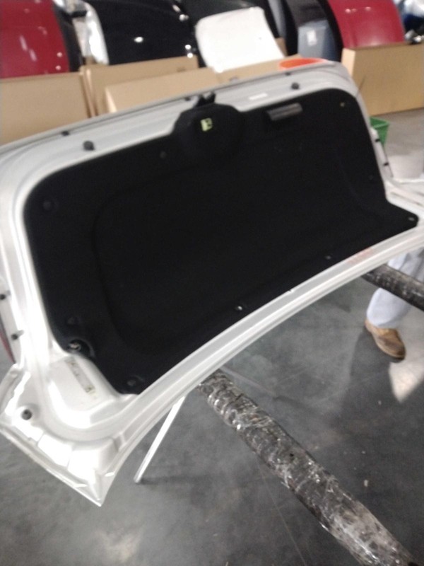 2017 Kia Forte Deck Lid Trunk Lid Silver OEM Good Condition 4DR 103K Miles