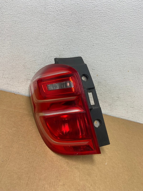2016 to 2017 Chevrolet Equinox Left Driver Lh Side Tail Light OEM AD5336 LK