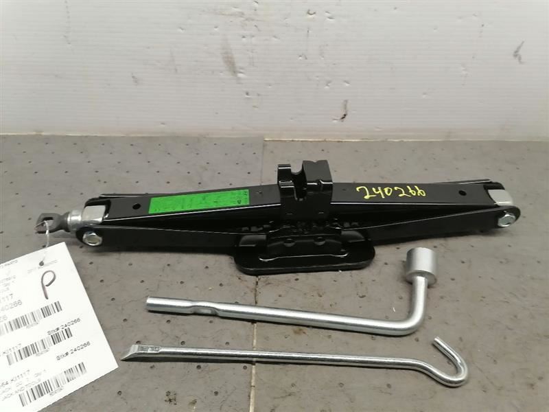 Jack and Tools Set Kit Fits 2017 Sorento