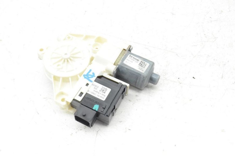 2017-2019 ALFA ROMEO GIULIA 2.0L PASSENGER RIGHT FRONT DOOR WINDOW MOTOR