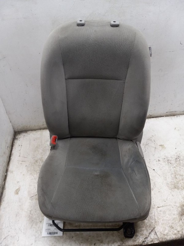 10-13 TOYOTA COROLLA 1.8L FWD AT DRIVER SIDE FRONT SEAT
