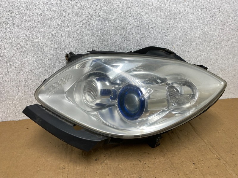 2008-2012 Buick Enclave Left Driver Headlight Xenon Hid One Ballast OEM AD1351