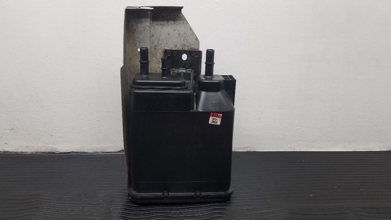 14-19 Chevrolet Silverado Fuel Vapor Canister OEM 15137022