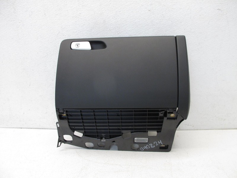 09-16 AUDI B8 A4 S4 SEDAN GLOVEBOX DASH GLOVE BOX COMPARTMENT STORAGE 040224