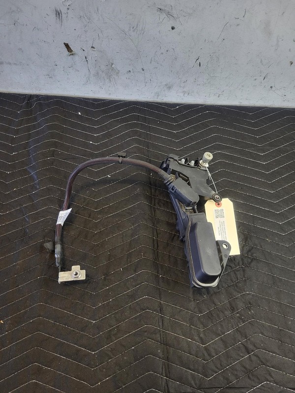 Used Oem BMW Battery Start Fuse Junction Terminal Block 2023 430Xi Gran Coupe