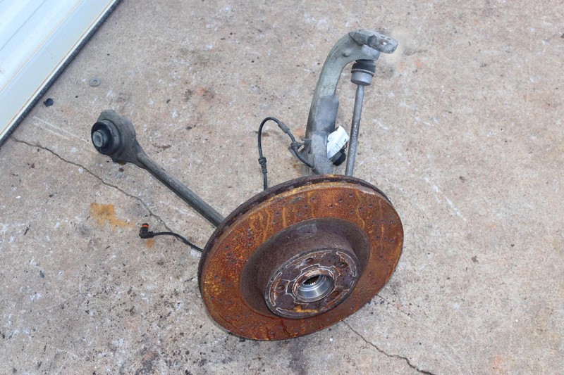 2007-2014 MERCEDES S-CLASS S550 AWD FRONT RIGHT SPINDLE KNUCKLE HUB W/ ARMS OEM
