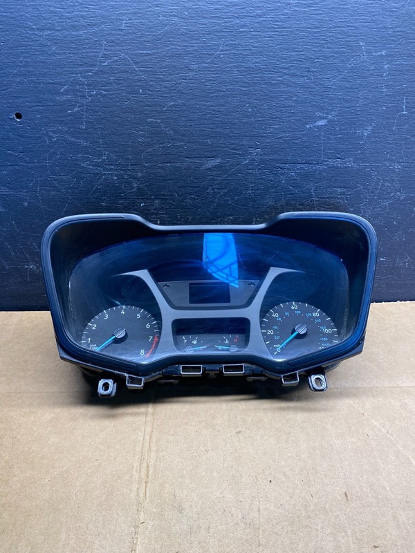 2016 to 2018 Ford Transit Connect Speedometer Cluster ad3696 DG