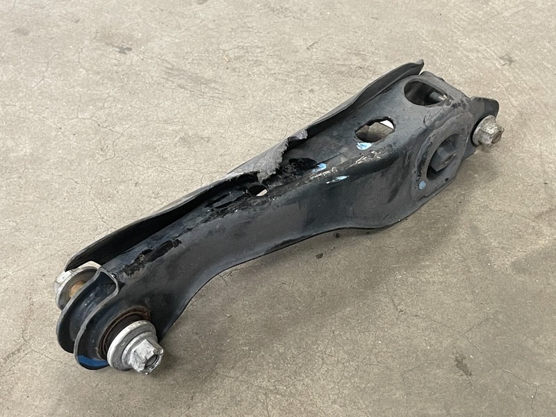 ⭐2016-2020 INFINITI QX60 REAR LEFT SIDE LOWER LATERAL CONTROL ARM OEM LOT2399
