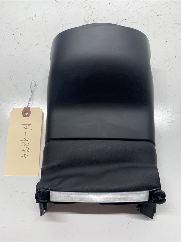 2017-2021 Tesla Y/3 Steering Column Upper Shroud 1100572-00-F 1874 B27