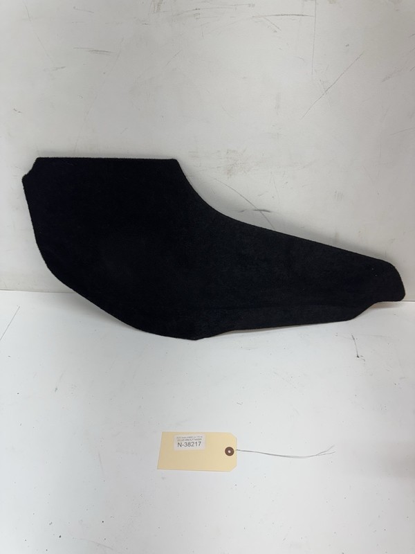 17-20 TESLA 3 DRIVER LEFT CENTER CONSOLE CARPET TRIM COVER 1086814-00-F 38217 U4