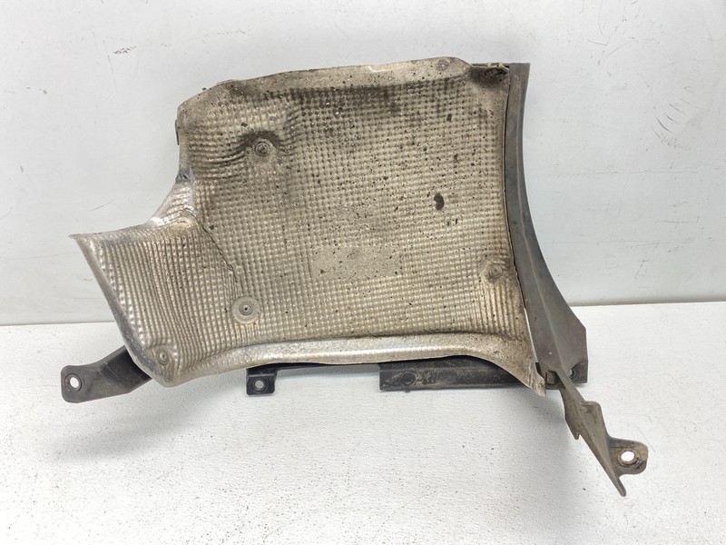 02-05 Porsche Carrera 911 996 Rear Right Bumper Cover Splash W/ Heat Shield OEM✅