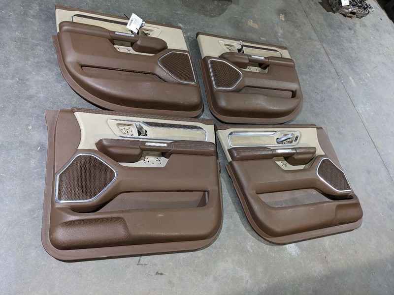 2019 RAM 1500 NEW LARAMIE COMPLETE SET FRONT & REAR DOOR PANELS116554