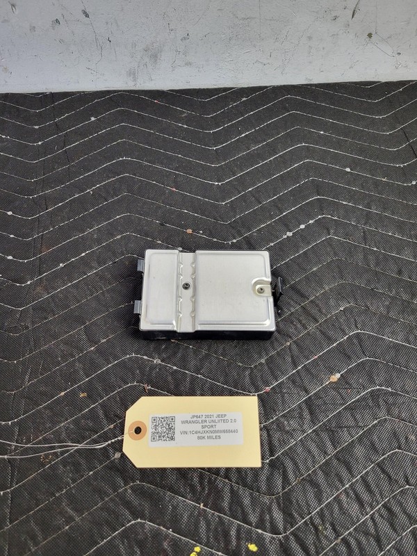 2021 Jeep Wrangler RHD Front Seat Heated Control Module Unit OEM 68510873AA
