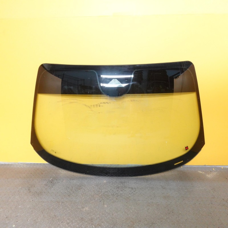 2023-2025 DODGE HORNET OEM WINDSHIELD GLASS PANEL W/ LANE ASSIST & RAIN SENSOR