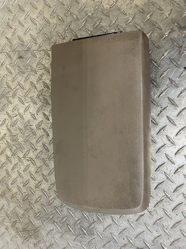 2004-2005 Ford Explorer Arm Rest Beige Tested Oem 04 05