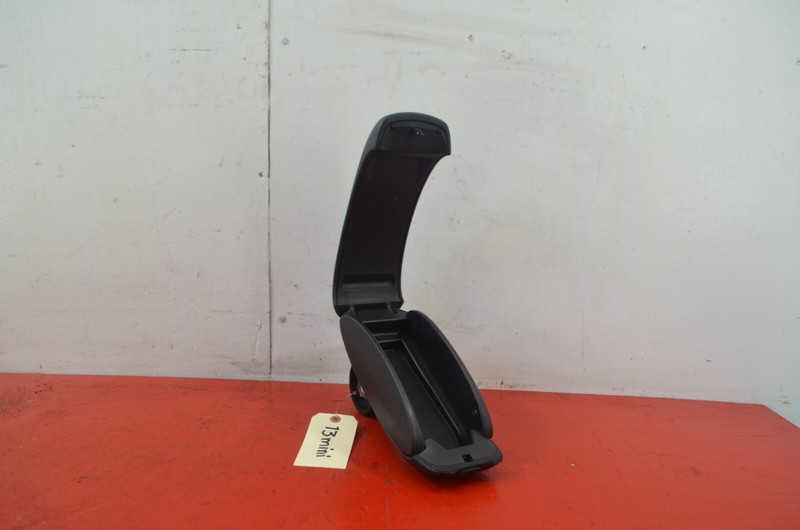 11-16 MINI COOPER COUNTRYMAN R60 FRONT CENTER CONSOLE ARMREST BLACK OEM