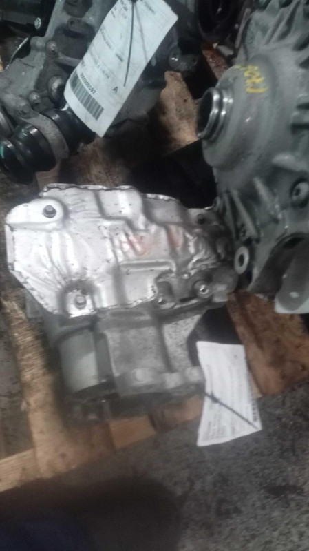 2021 Volvo XC40 Transfer Case Assembly 4WD OEM Black 59000 Miles NJ25-17489