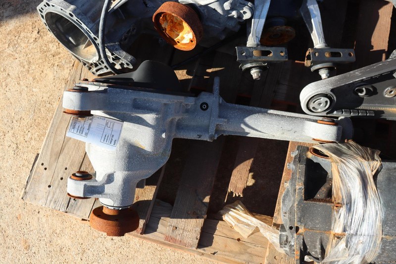 2009-2021 FORD F150 4X4 FRONT DIFF DIFFERENTIAL AXLE CARRIER 3.55 RATIO OEM