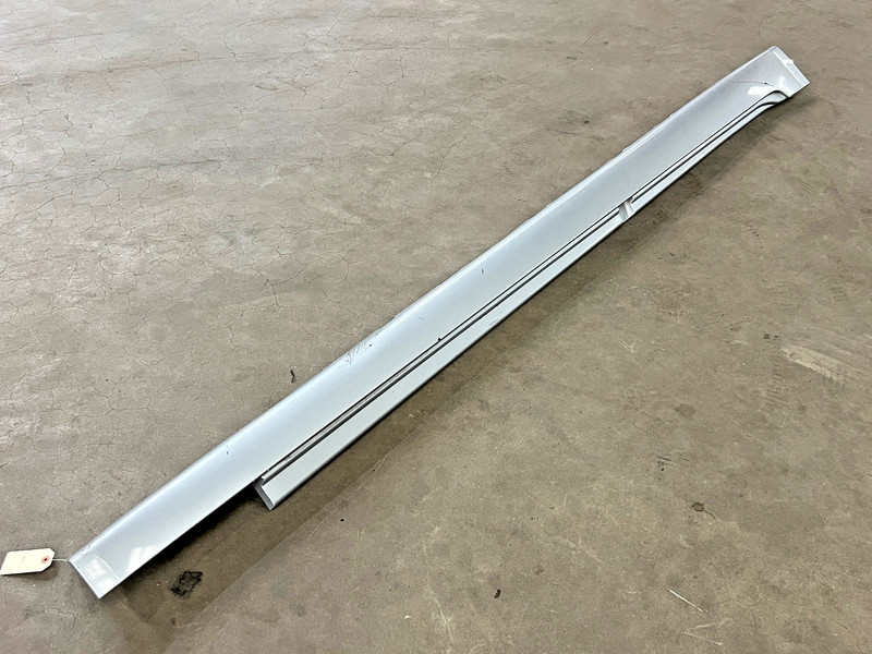 ⭐2009-2015 BMW 750I RIGHT PASSENGER SKIRT ROCKER MOLDING TRIM PANEL OEM LOT2715