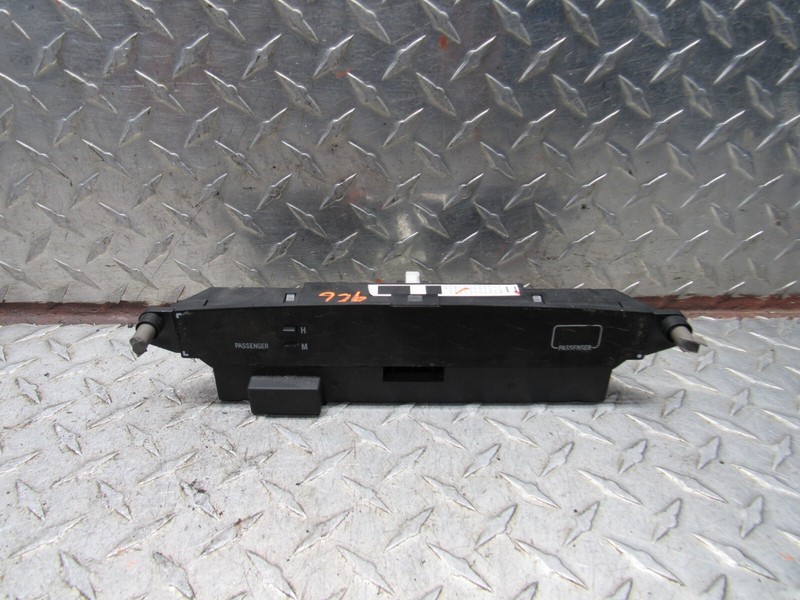 2005 TOYOTA CAMRY CENTER DASH DIGITAL INFORMATION TIME SCREEN DISPLAY83910-33130