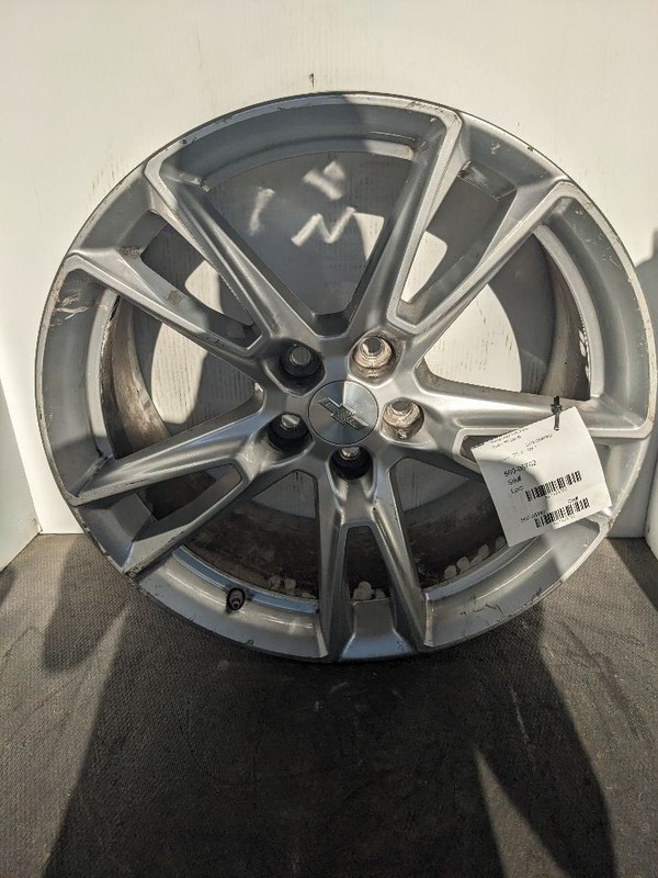 Wheel 20x8-1/2 5 Split Spoke Silver Fits 19-24 CAMARO 1184770