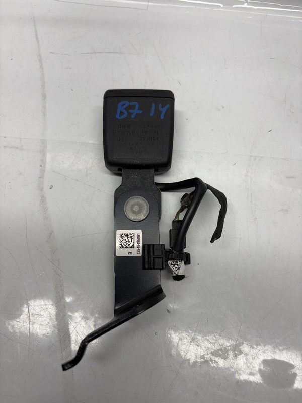 BMW M850i 840i M8 G15 REAR RIGHT SIDE SEAT BELT SEATBELT BUCKLE OEM 2019-24