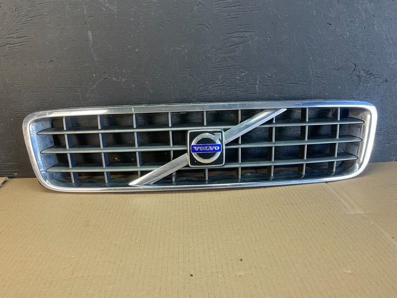 2003 to 2013 Volvo XC90 Front Upper Grill Grille Oem AE3509 DG