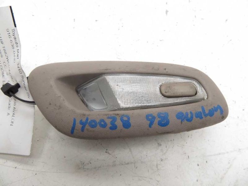 95 96 97 98 Avalon Dome Lamp Passenger Right Rear Gry