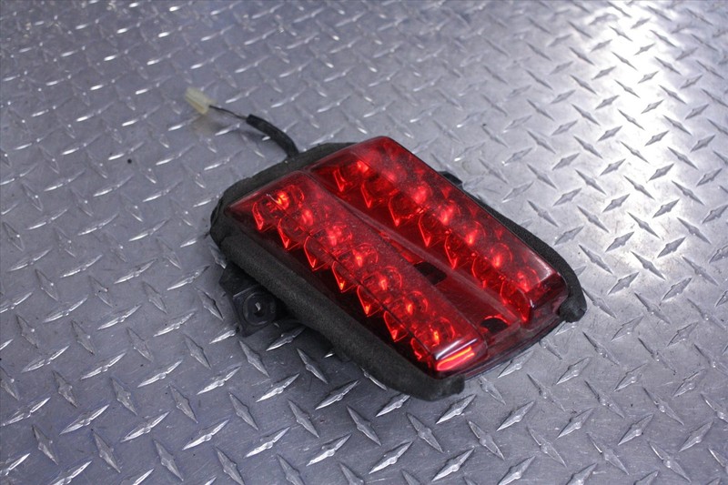03 SUZUKI SV 1000 REAR TAIL BRAKE LIGHT LAMP SV1000