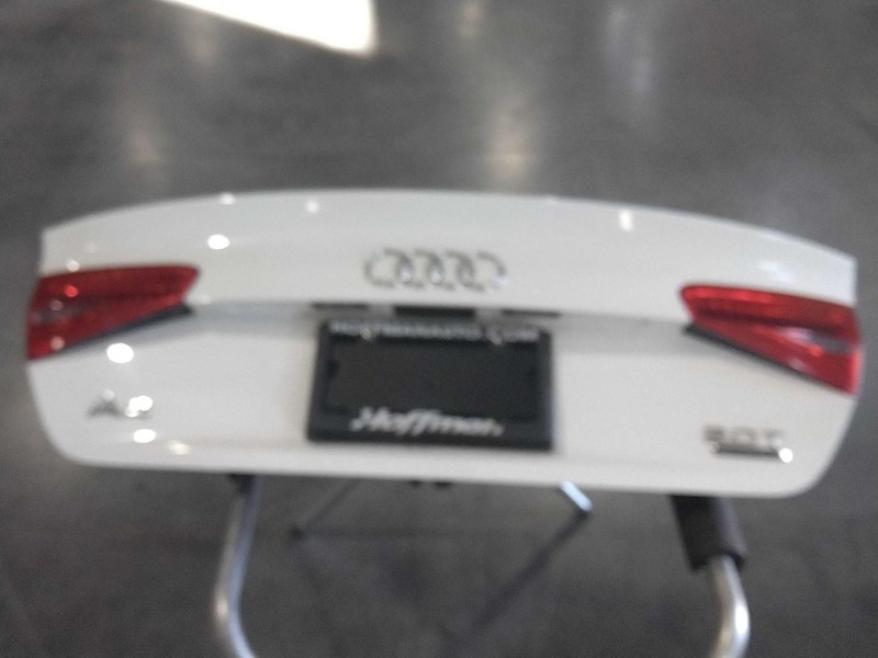 Used Deck Lid fits: 2015 Audi A4 Sdn w/o integrated spoiler incandescent bulb op