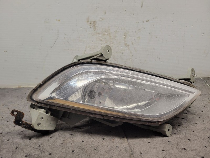 Driver Corner/Park Light Fog-driving Bumper Mounted Fits 12-17 VELOSTER 1630841