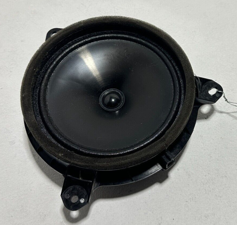 2019-2024 TOYOTA CAMRY SE DOOR AUDIO SOUND SPEAKER REAR RIGHT OR LEFT SIDE OEM